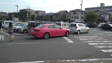 【悲報】ドライブ中『うわっ！こいつ運転ヘッタクソだなぁ…』ってなる車の特徴ｗｗｗｗ