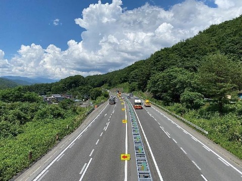 【悲報】高速道路で『逆走事故』が多発してしまう・・・・・・