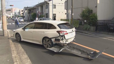 【悲報】ワイ、盗難車に轢かれてしまった結果ｗｗｗｗｗ