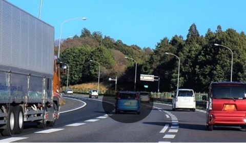 【悲報】マジで運転が下手な人の特徴ｗｗｗｗｗｗｗ