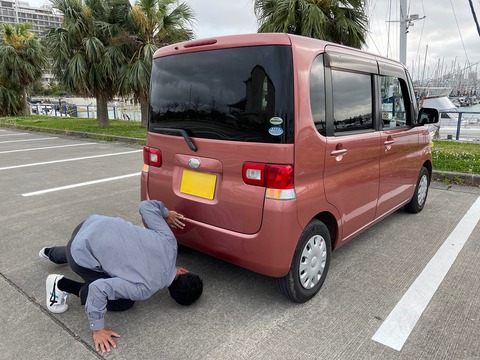 【悲報】たまによく駐車場とかで『ｷｭﾙｷｭﾙ』とうるさい車がいるんだけど・・・・