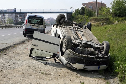 【悲報】年末に車が事故って大破した結果ｗｗｗｗｗｗ