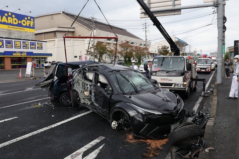 【悲報】車を運転するやつって免許返納レベル多くないか？？？？？