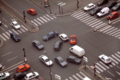 【画像】さっき車で事故りかけたんだけどｗｗｗｗｗｗ