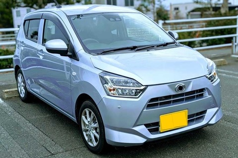 【画像】車検の代車で『軽自動車』を借りた結果ｗｗｗｗｗ