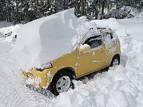 【画像】ワイ、今から『車』の雪下ろしをするんだけどｗｗｗｗｗｗ