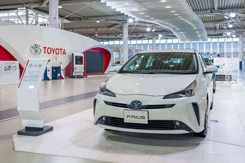 【画像】わい「トヨタ車ください！」トヨタディーラー「今注文できる車がこちらです」→結果