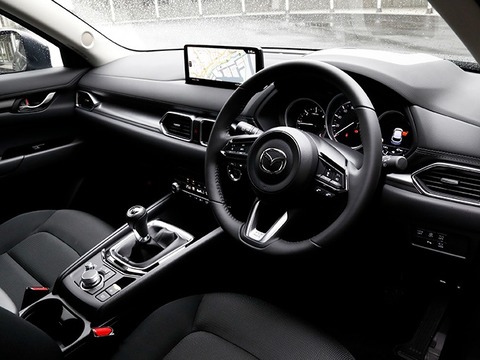 ワイ、車検の代車で久しぶりにMT車を運転した結果ｗｗｗｗｗｗ