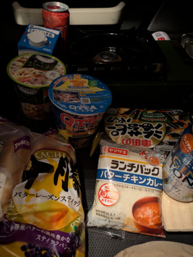 【画像】車中泊セット