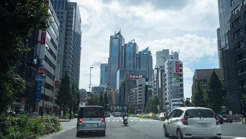 キミ達「東京は車いらないんだぞ！！」←これってさぁ・・・・