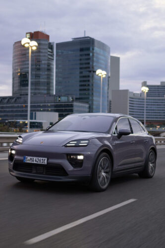 ポルシェのマカンとかいう車ｗｗｗｗ