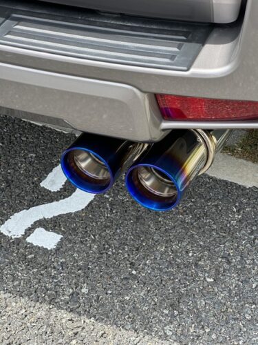 車のマフラー交換しちゃった