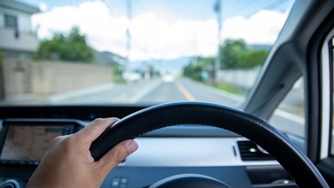 【速報】車の運転で怖いベストスリーがこちらｗｗｗｗｗｗ