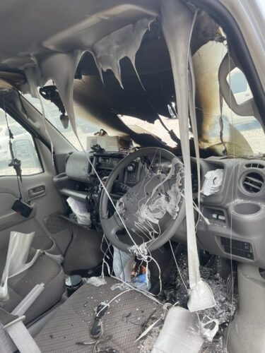 【画像】車の中にモバイルバッテリーを放置した結果ｗｗｗｗｗｗｗｗｗｗｗｗｗｗｗｗｗｗｗｗ