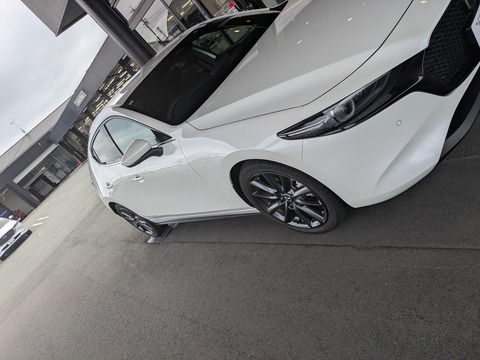 車買った